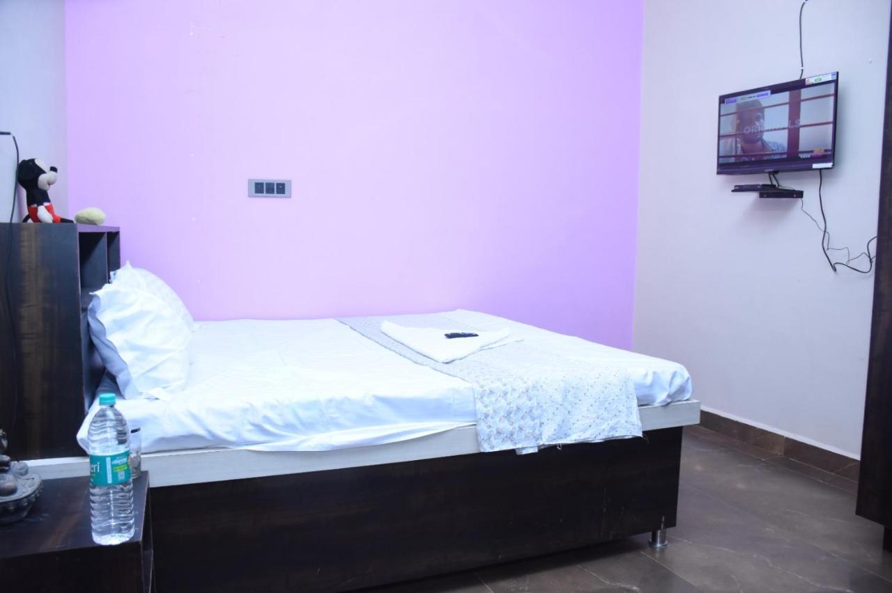Homestay Signature *