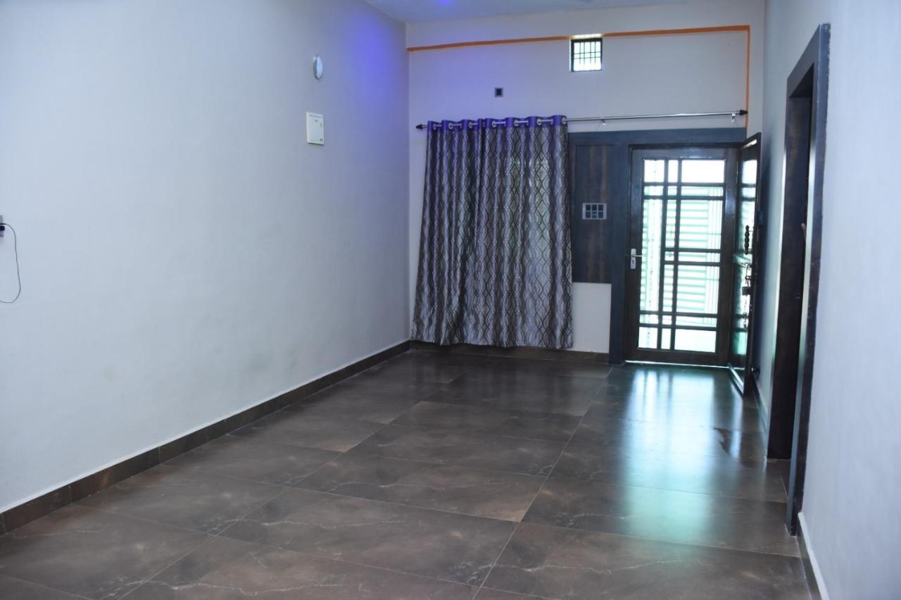 Signature Homestay *